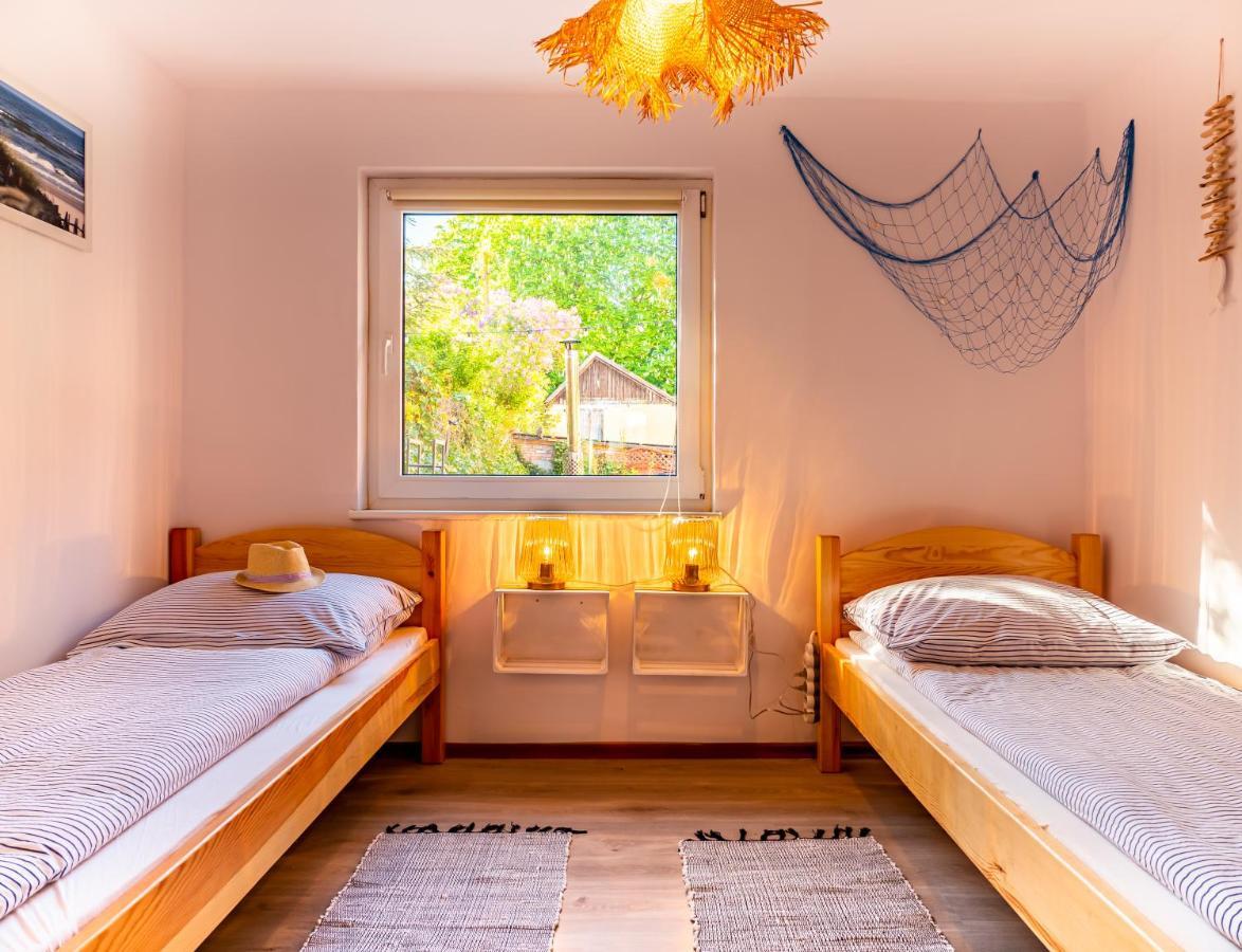 Domek Inosasino Z Basenem I Sauna Buitenkant foto