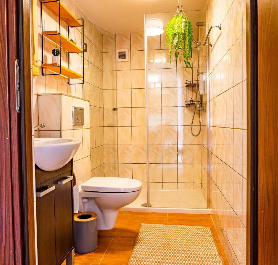 Domek Inosasino Z Basenem I Sauna Buitenkant foto